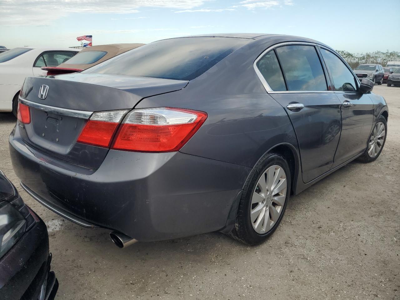 2015 Honda Accord - Image 3