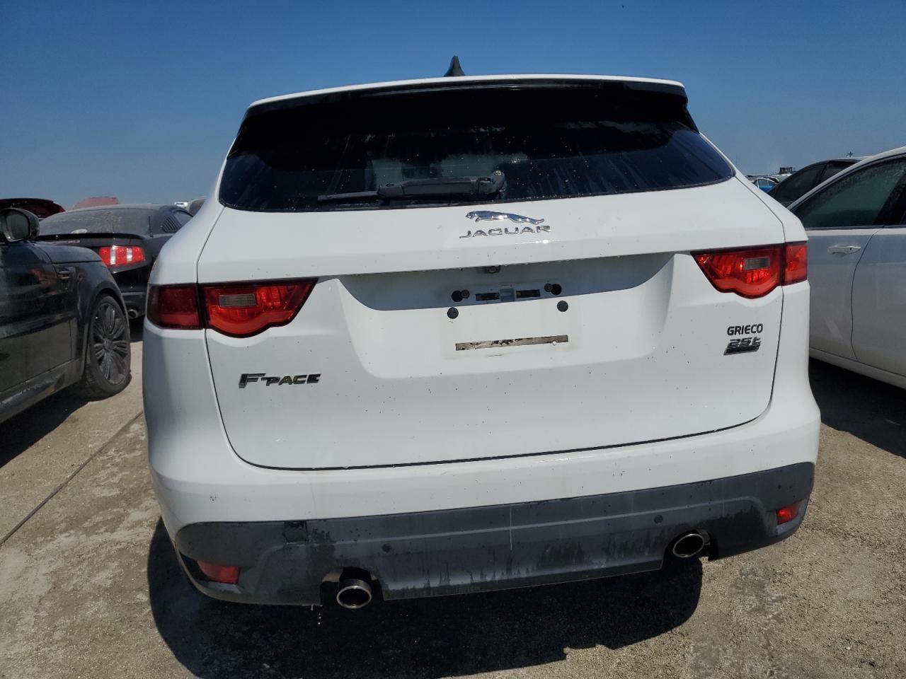 2020 Jaguar F-Pace - Image 6