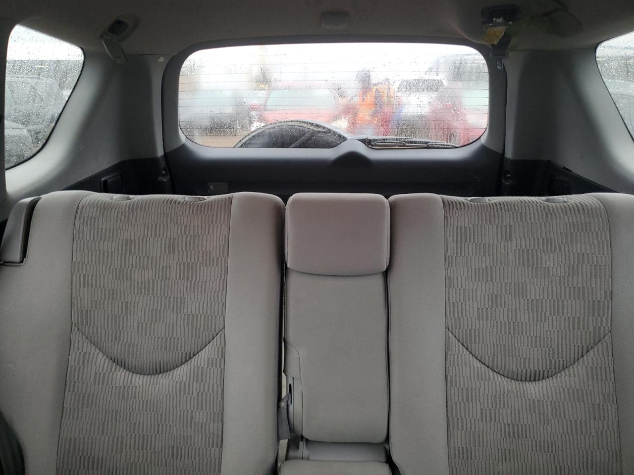 2011 Toyota RAV 4 - Image 10