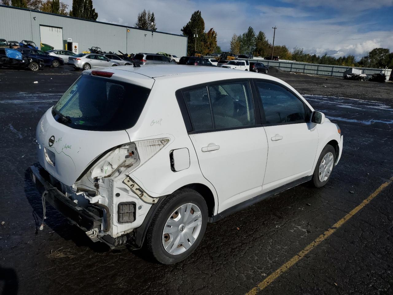 2012 Nissan Versa - Image 3