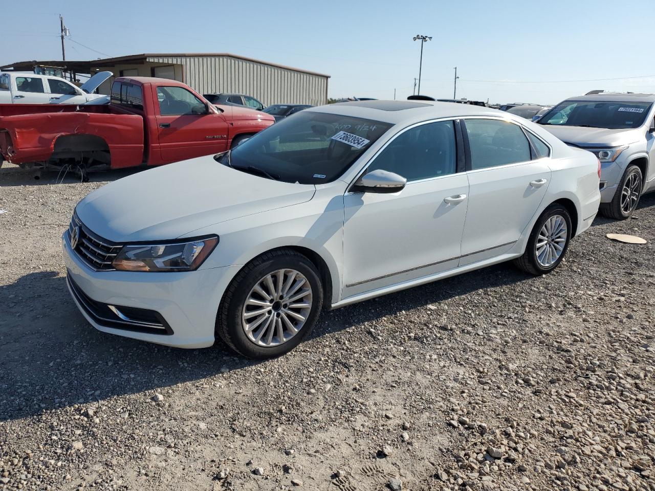 2016 VOLKSWAGEN PASSAT