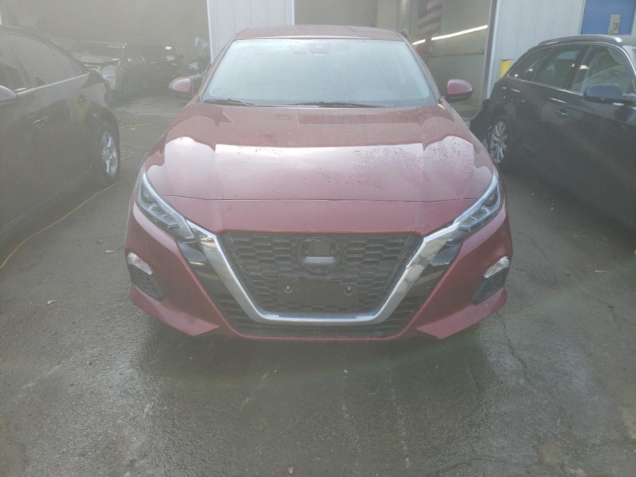2021 Nissan Altima - Image 5