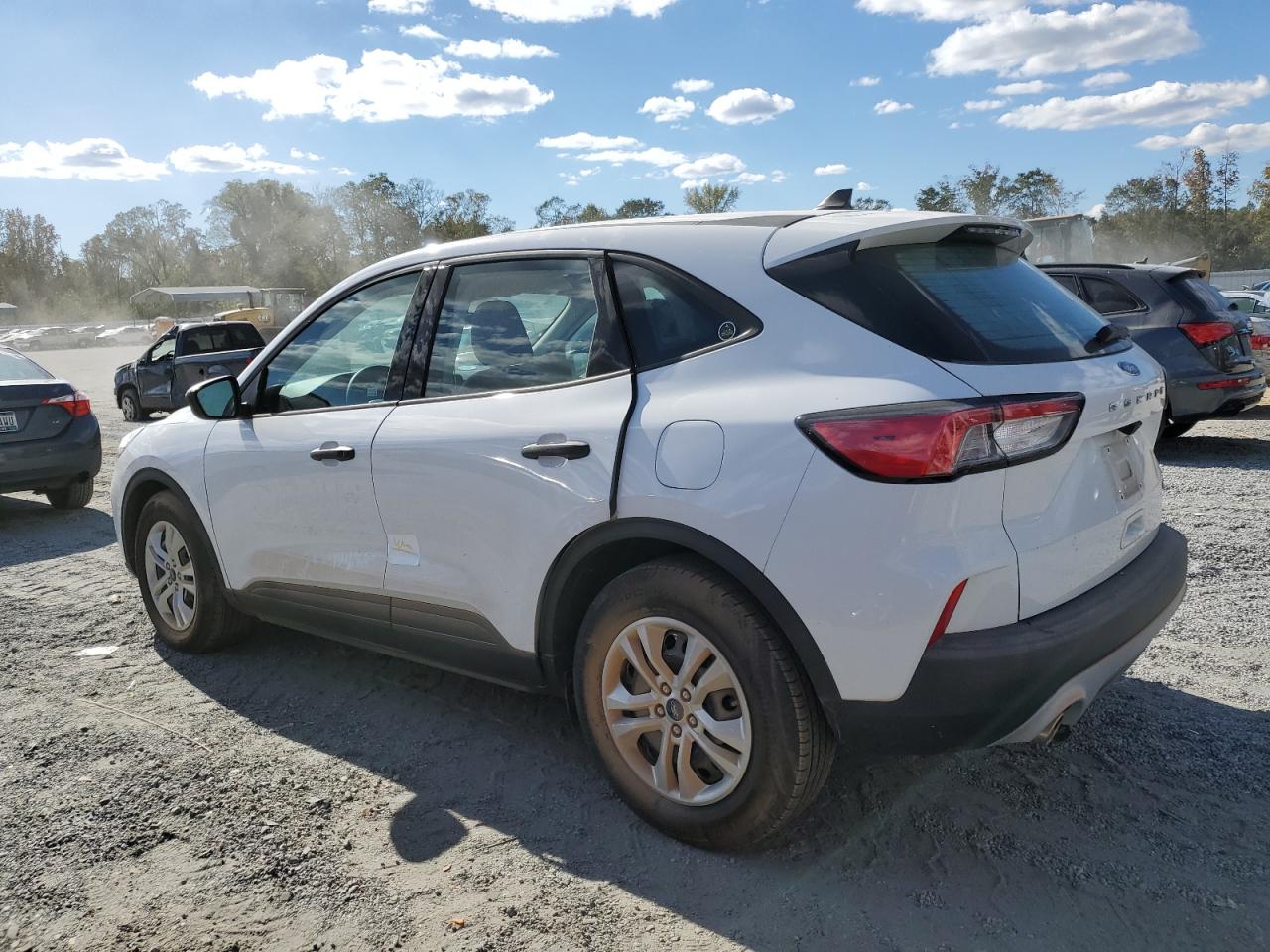 2020 Ford Escape - Image 2