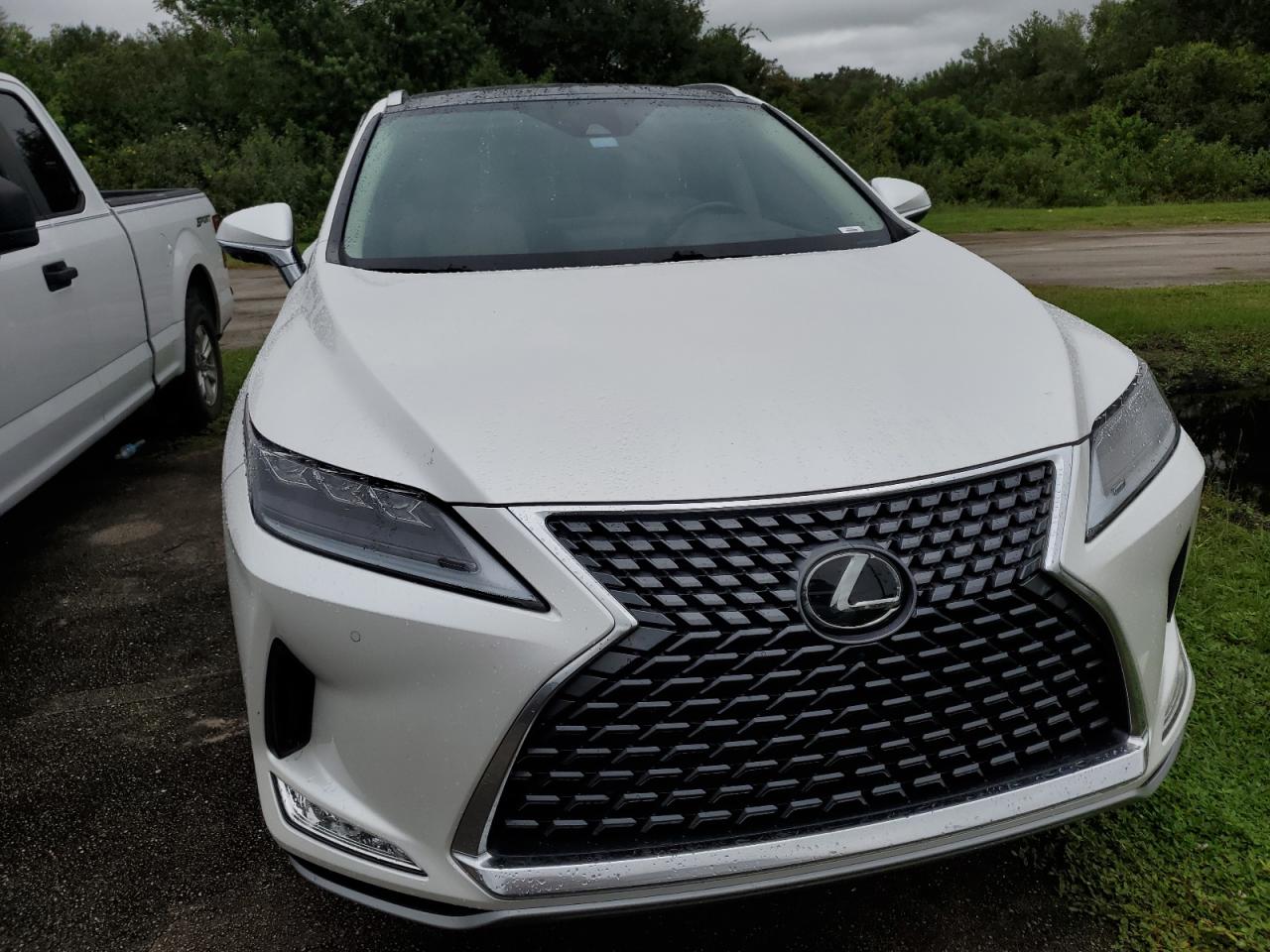 2020 Lexus RX - Image 5