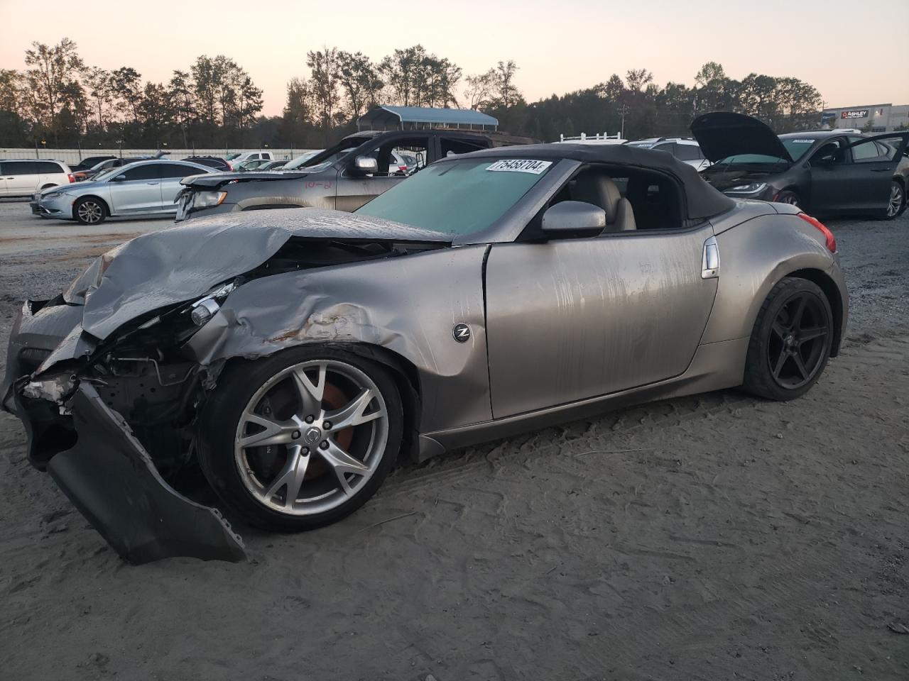 2010 Nissan 370Z - Image 1