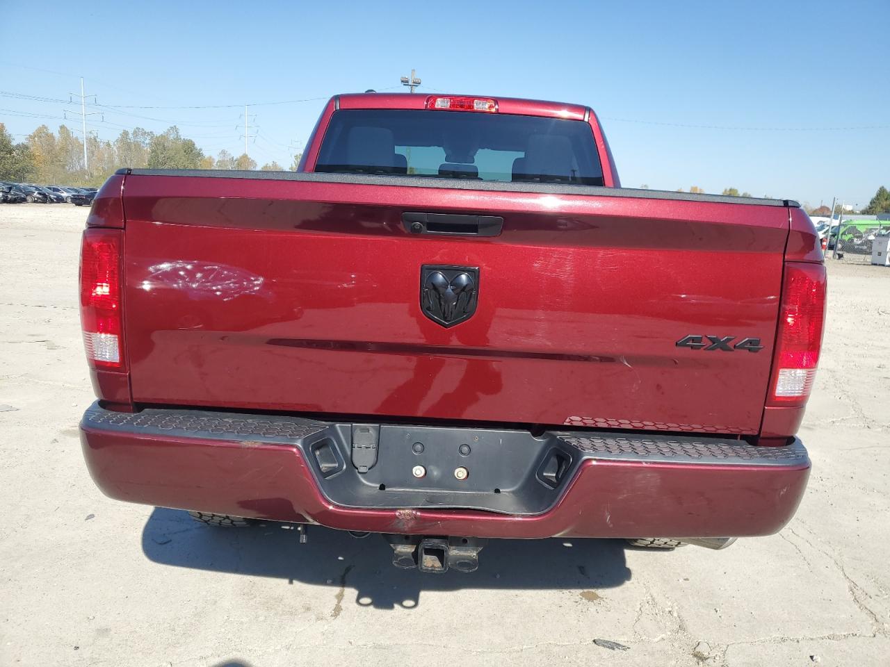 1C6RR7FG8KS643236 2019 Ram 1500 Classic Tradesman