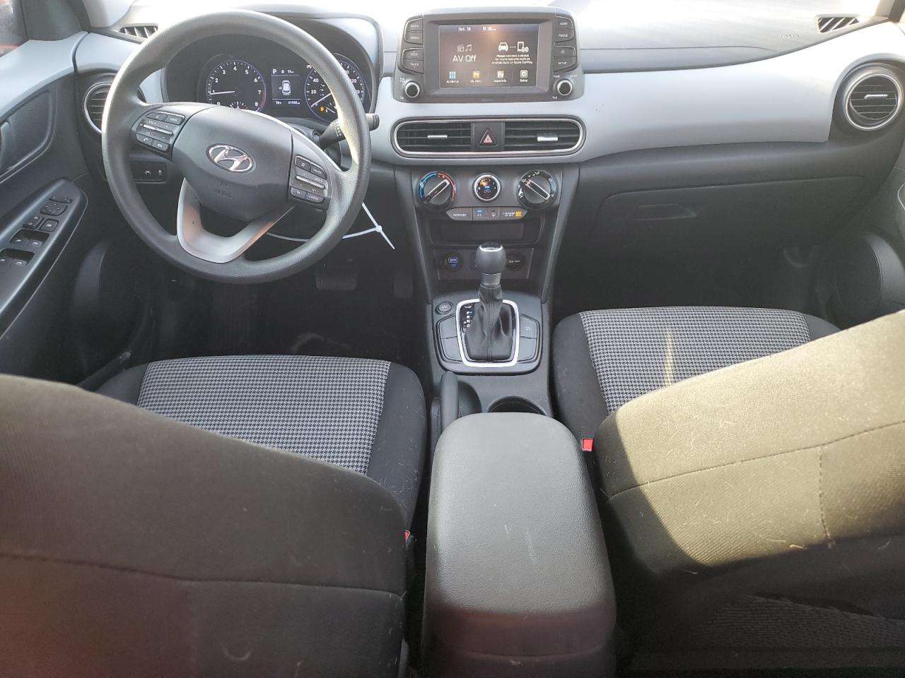 KM8K12AA8KU388420 2019 Hyundai Kona Se