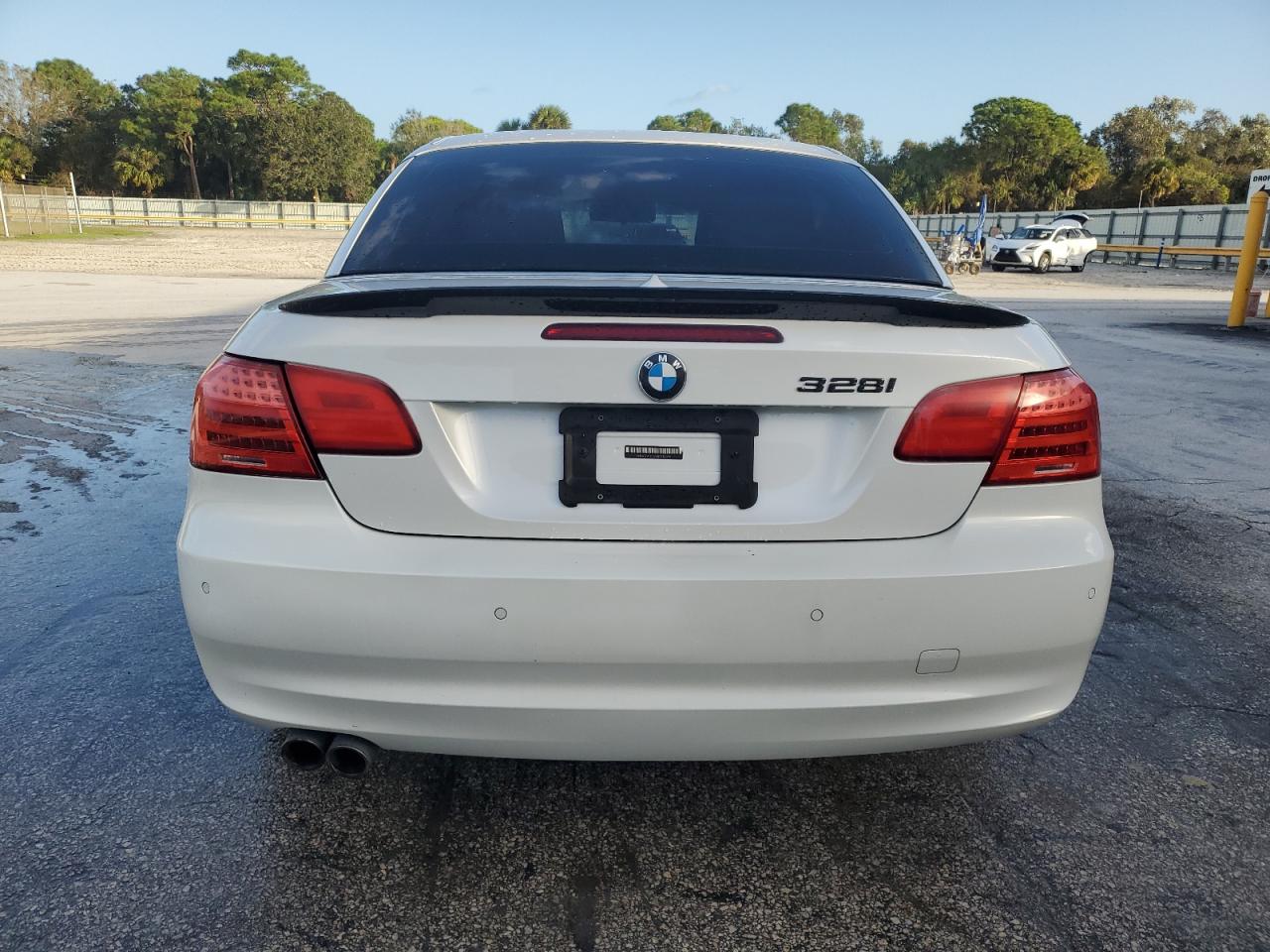 2011 BMW 328 I VIN: WBADW3C5XBE538099 Lot: 78594924