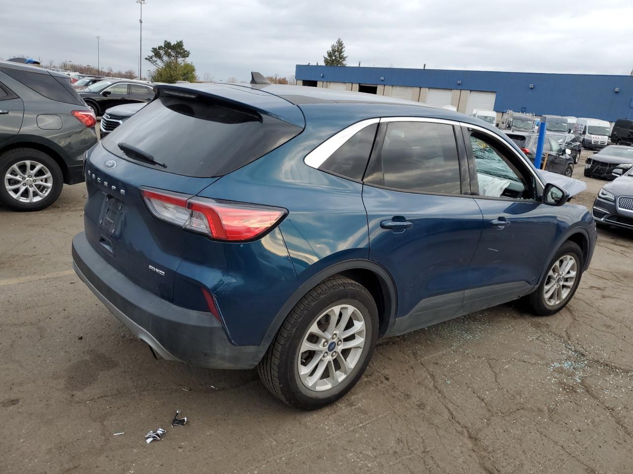2020 Ford Escape - Image 3