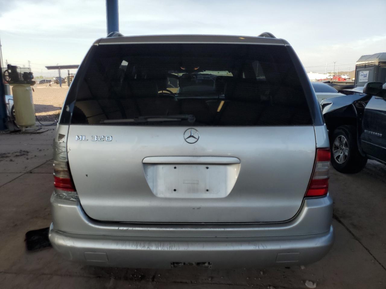 2000 Mercedes-Benz Ml 320 VIN: 4JGAB54E1YA193102 Lot: 74294404