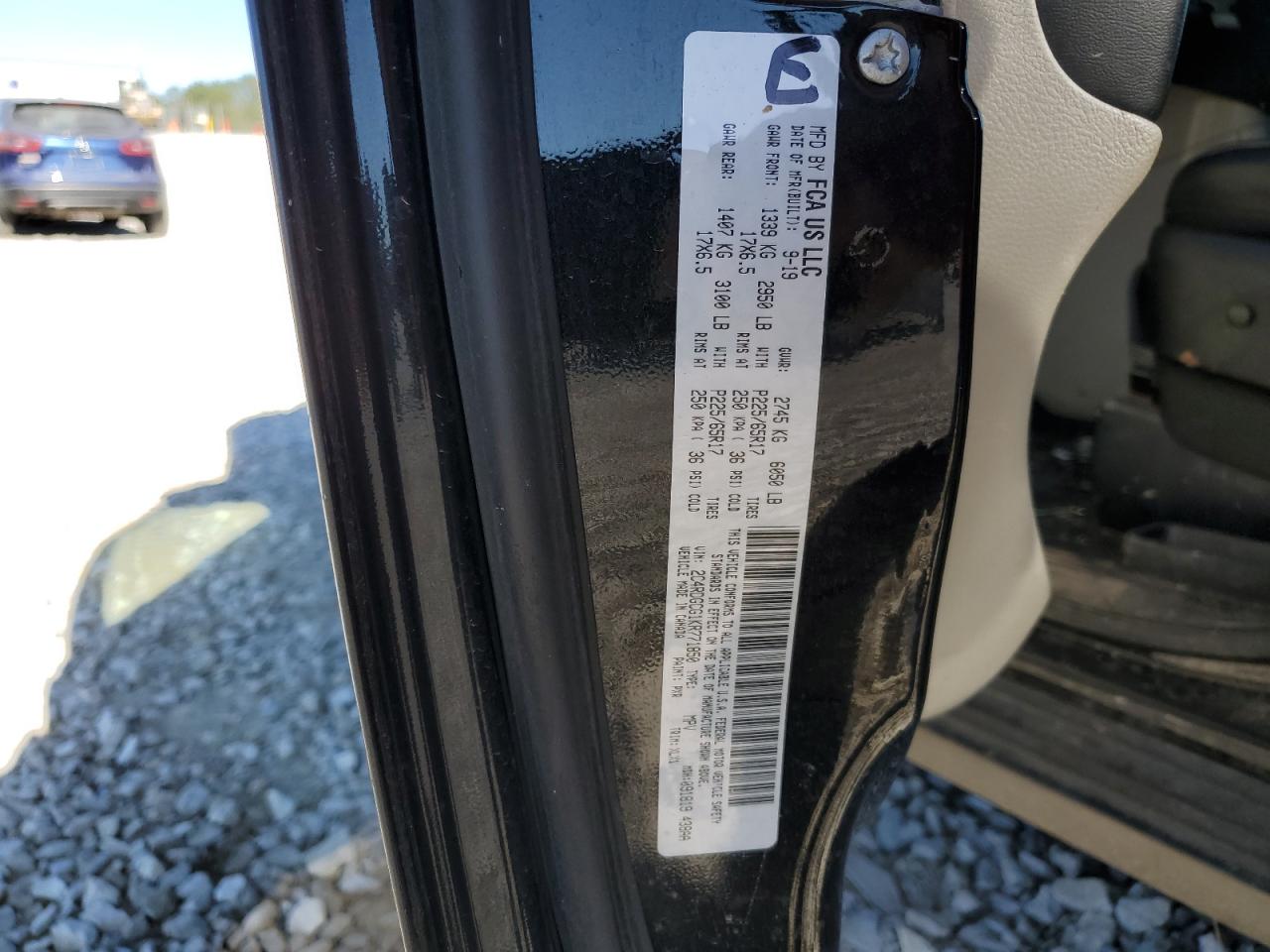 2019 Dodge Caravan - Image 15