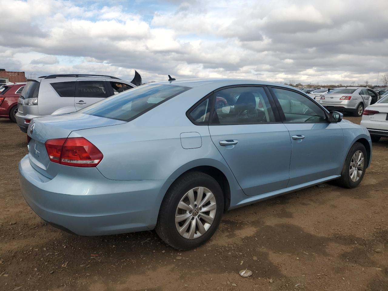 VIN 1VWAH7A36DC108932 2013 VOLKSWAGEN PASSAT no.3