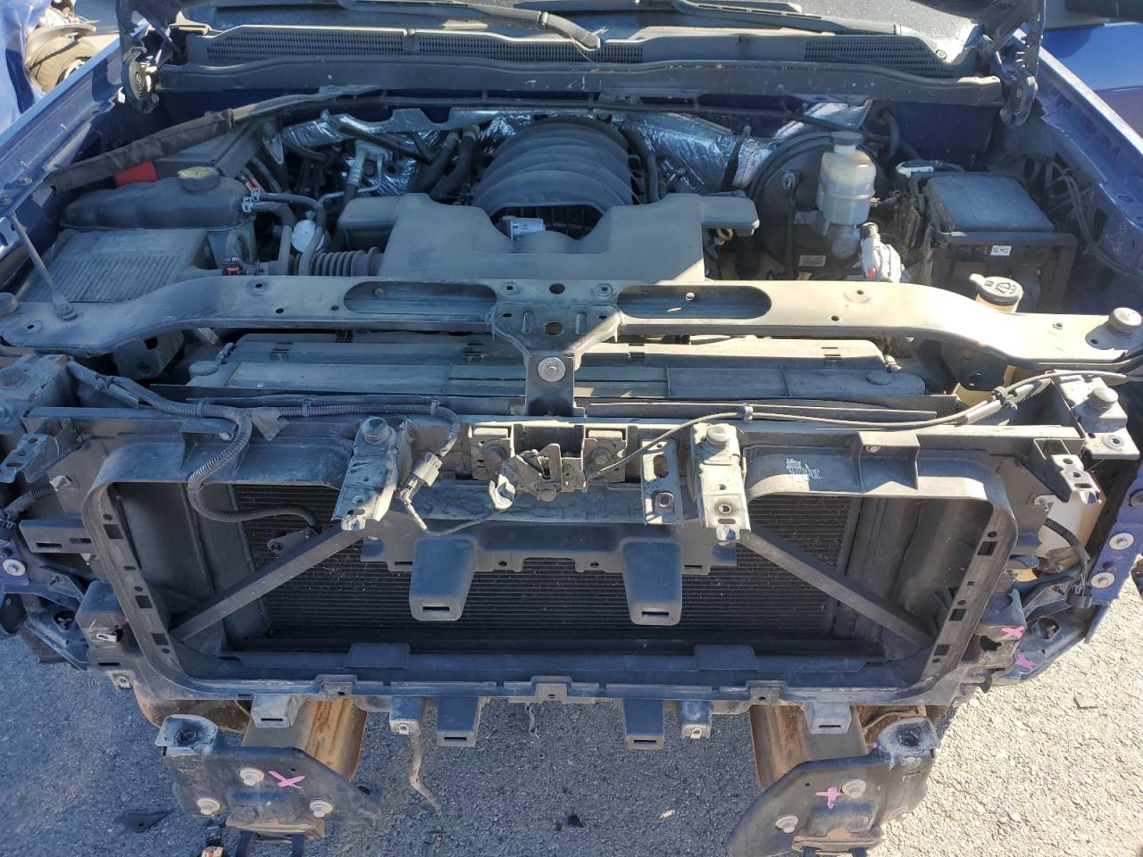 2014 Chevrolet Silverado - Image 11
