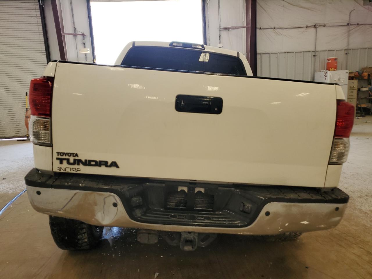 2013 Toyota Tundra Crewmax Limited VIN: 5TFFY5F12DX142041 Lot: 76142964