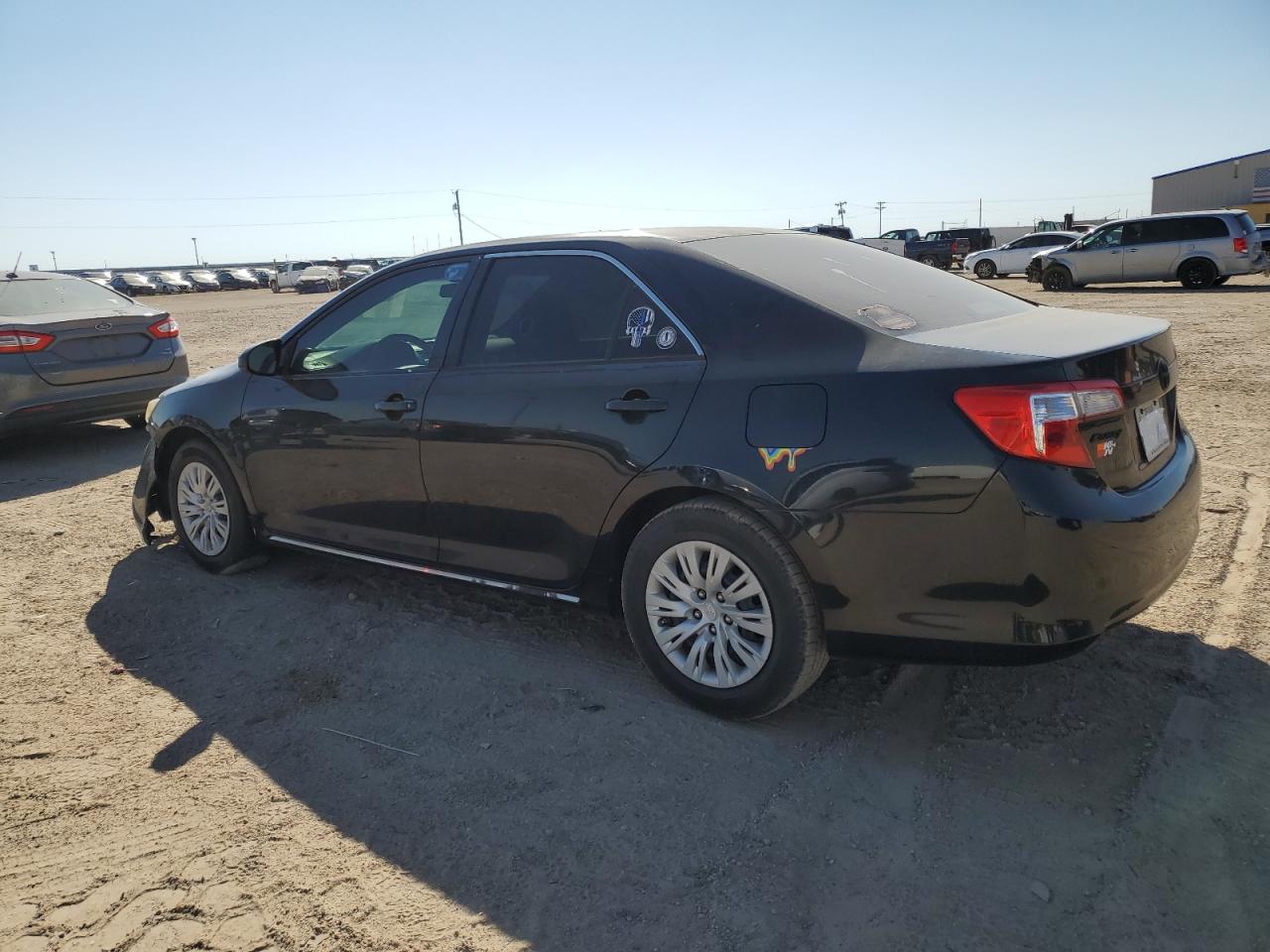 VIN 4T4BF1FK0DR330937 2013 TOYOTA CAMRY no.2