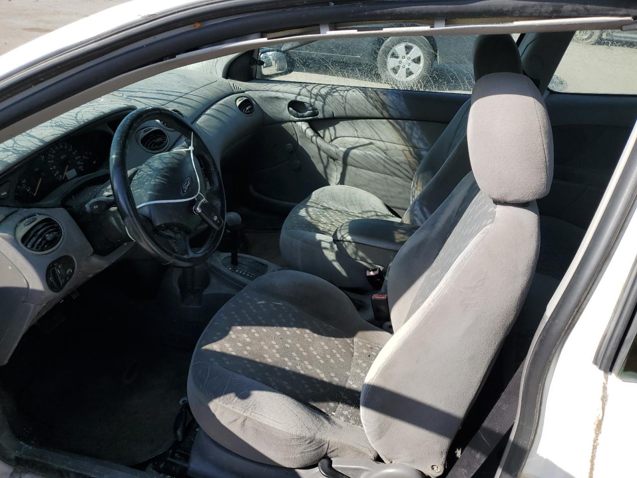 2002 Ford Focus - Image 7