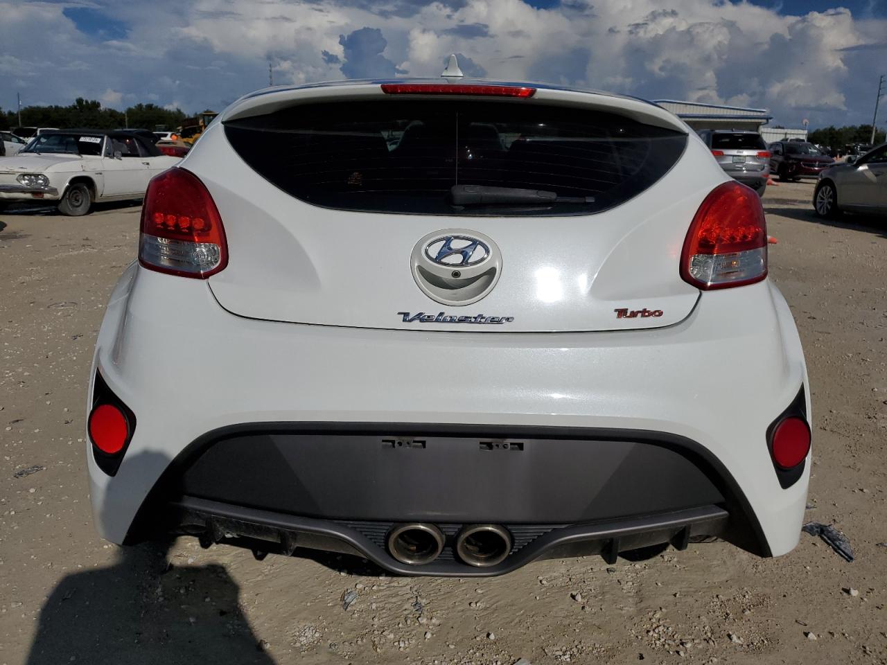 2016 Hyundai Veloster Turbo VIN: KMHTC6AE5GU268266 Lot: 74069094