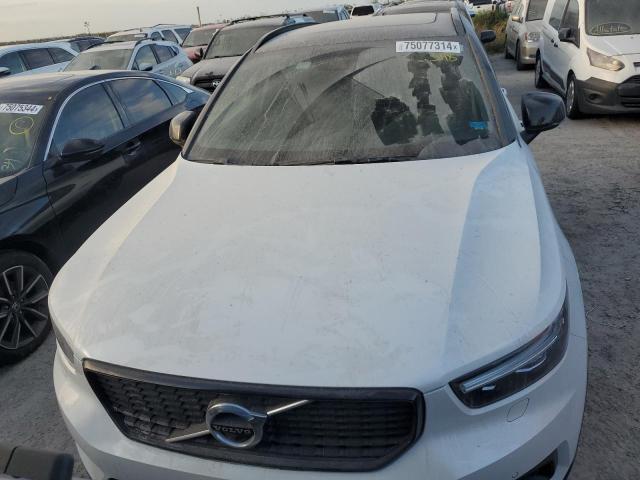 YV4162UM5L2250139 Volvo XC40 T5 R- 5