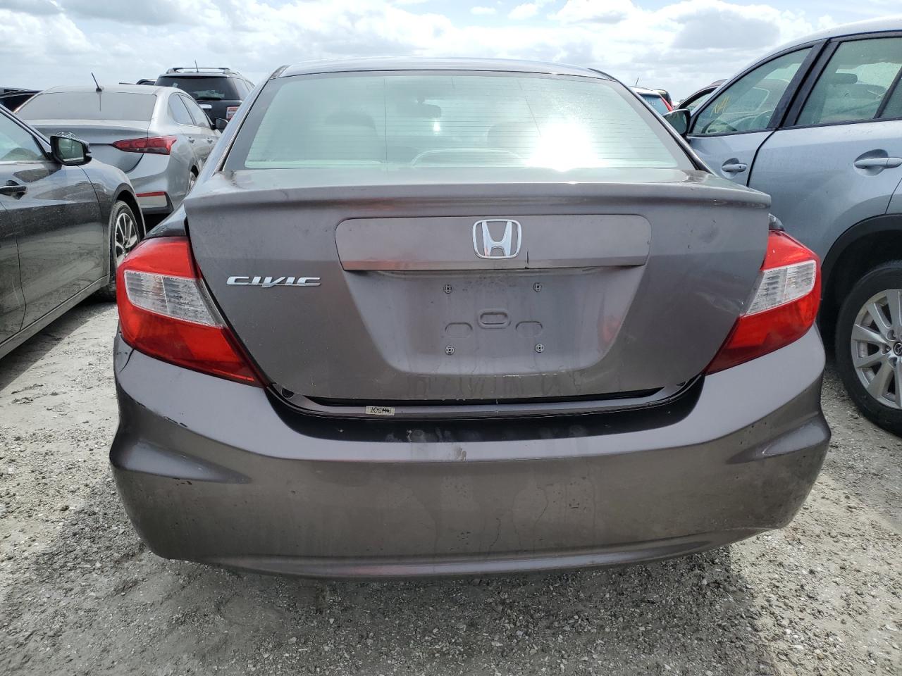 2012 Honda Civic - Image 6