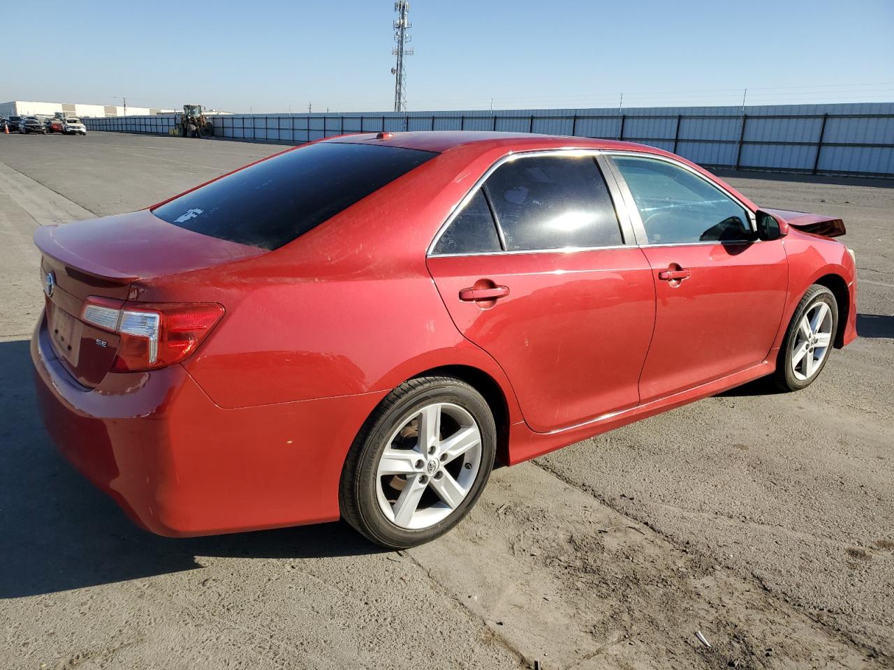 VIN 4T1BF1FK1DU674285 2013 TOYOTA CAMRY no.3