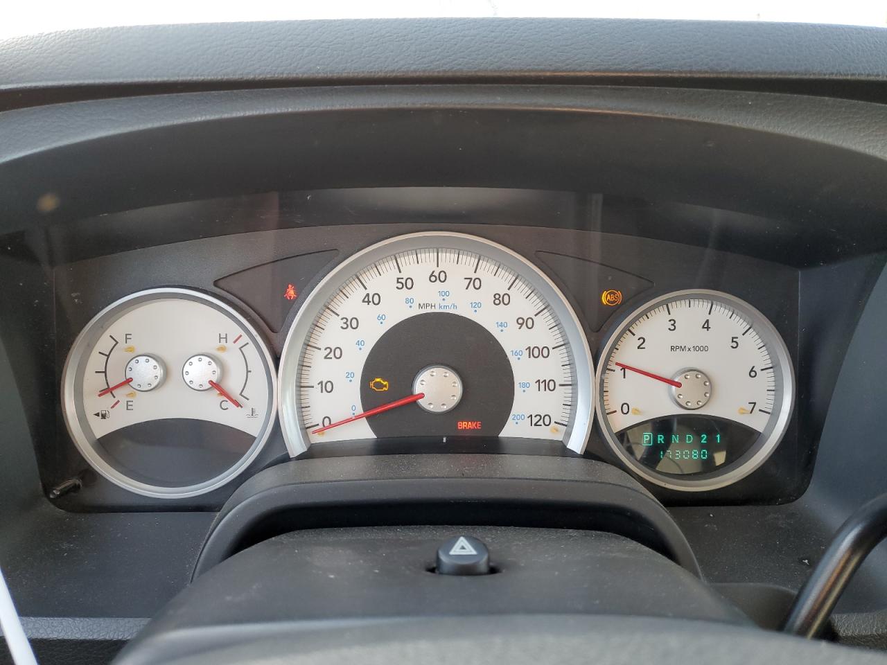 2008 Dodge Dakota - Image 9