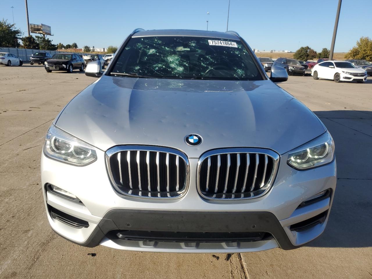 VIN 5UXTR9C57KLE14717 2019 BMW X3 no.5