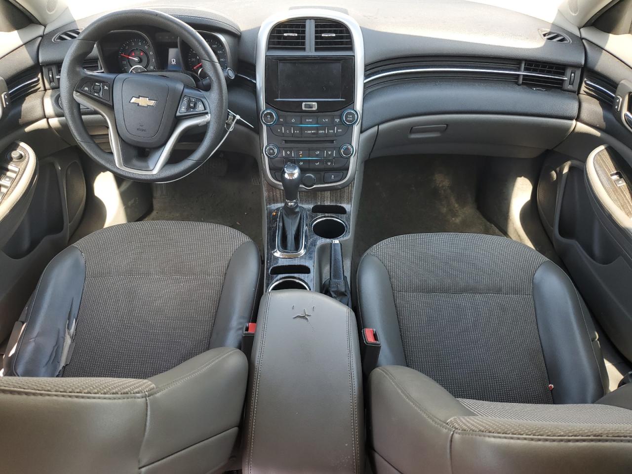 2015 Chevrolet Malibu - Image 8