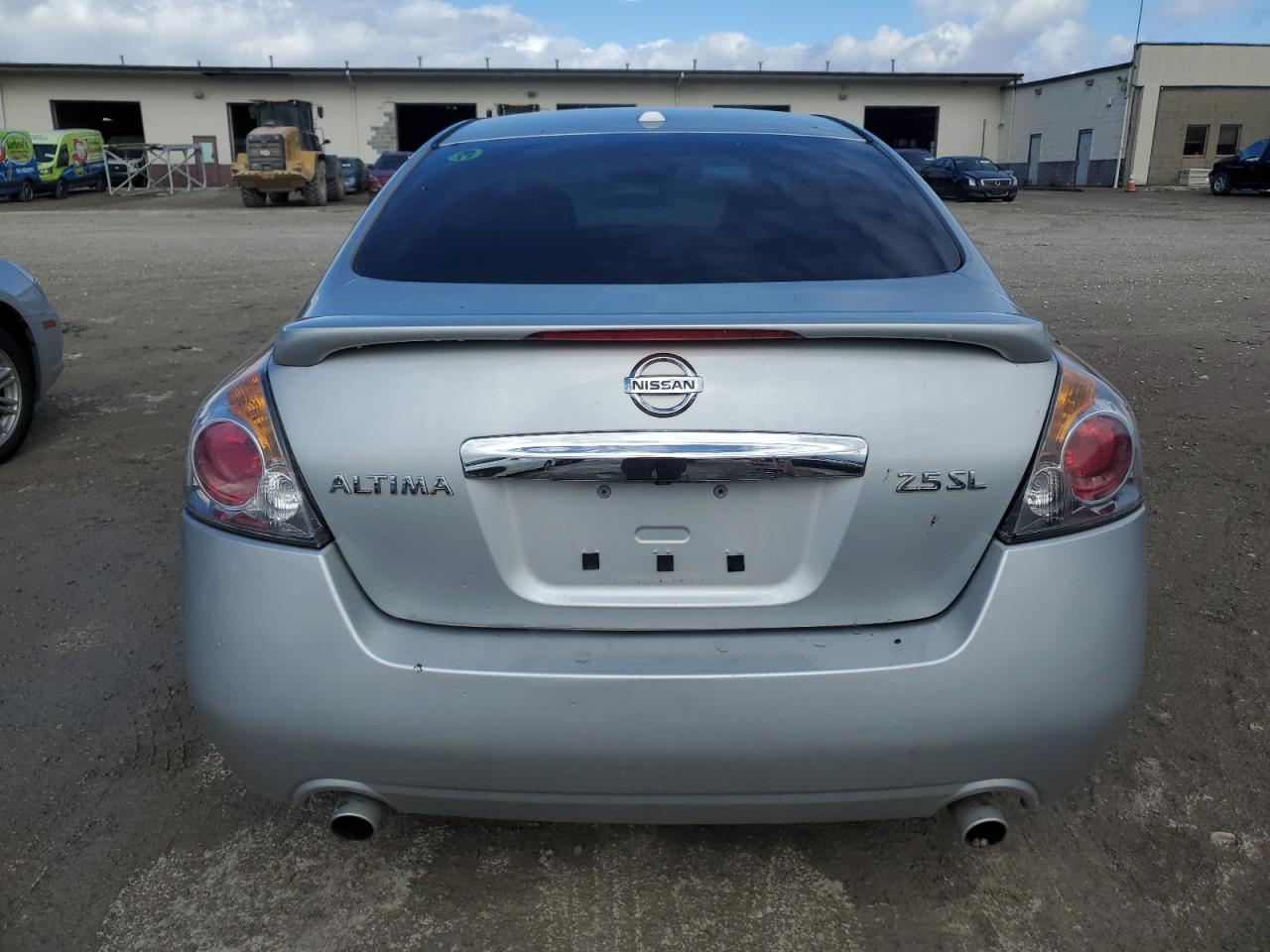 2012 Nissan Altima - Image 6