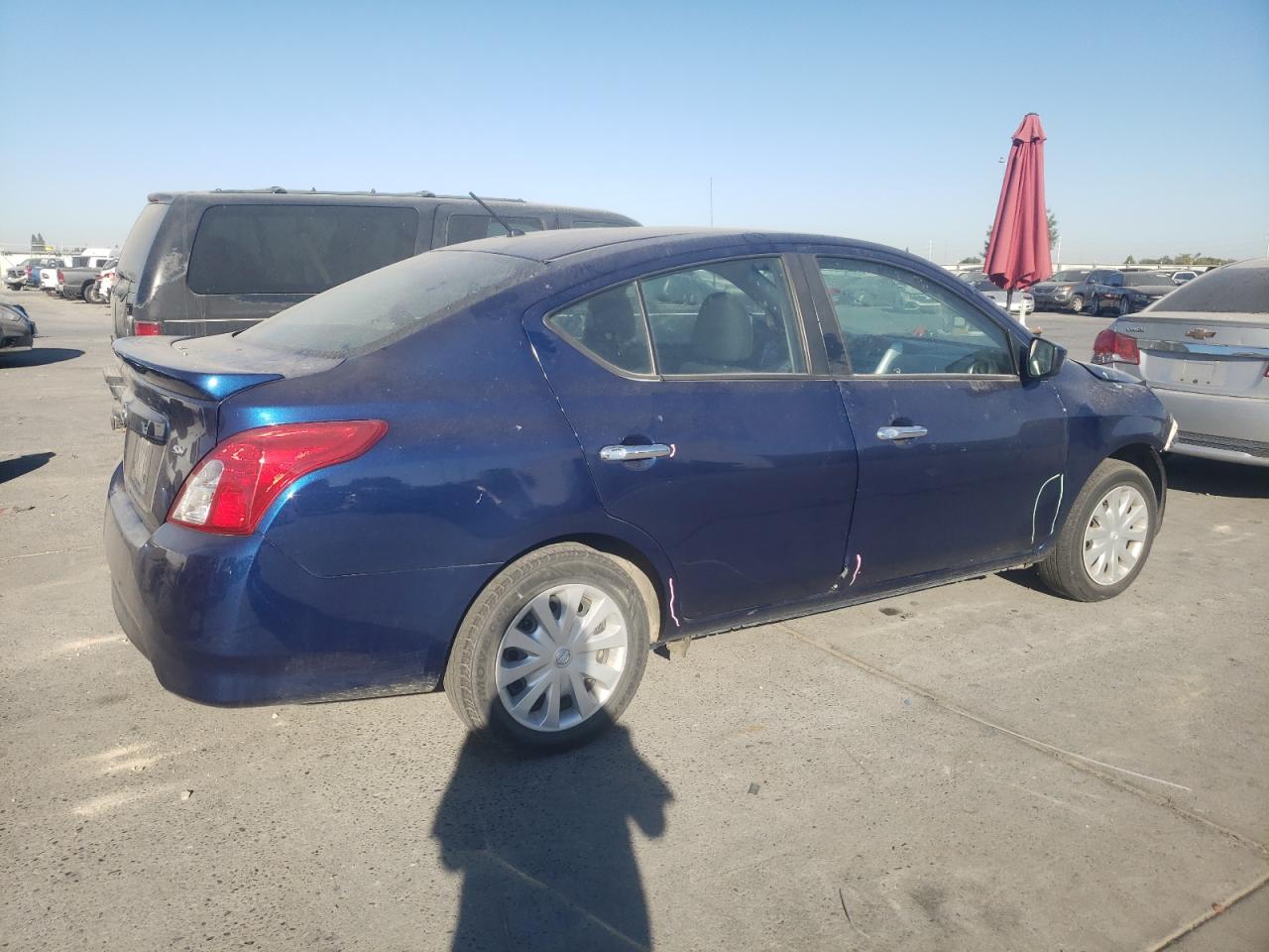 3N1CN7AP3JL831468 2018 Nissan Versa S