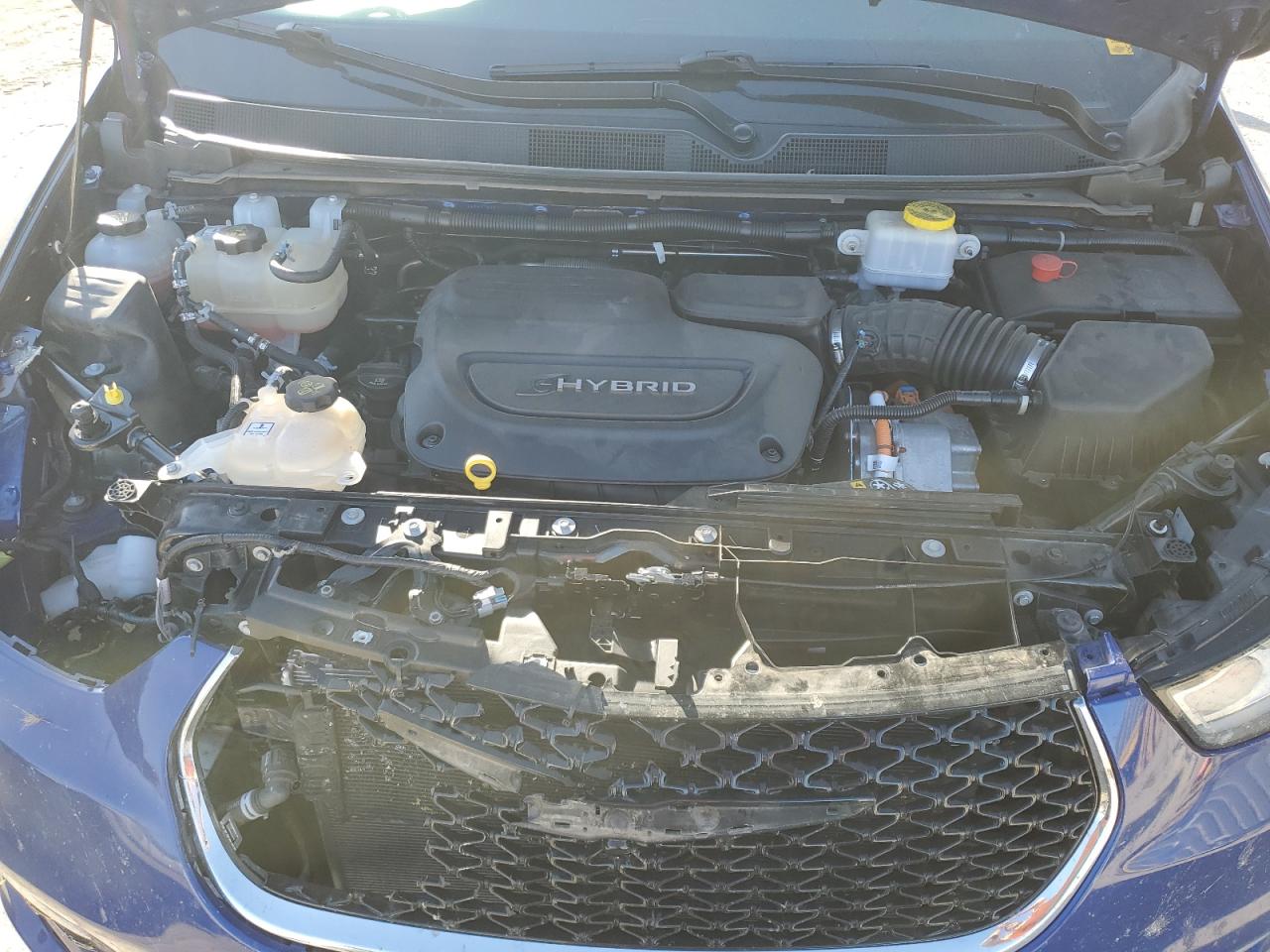 2021 Chrysler Pacifica - Image 12