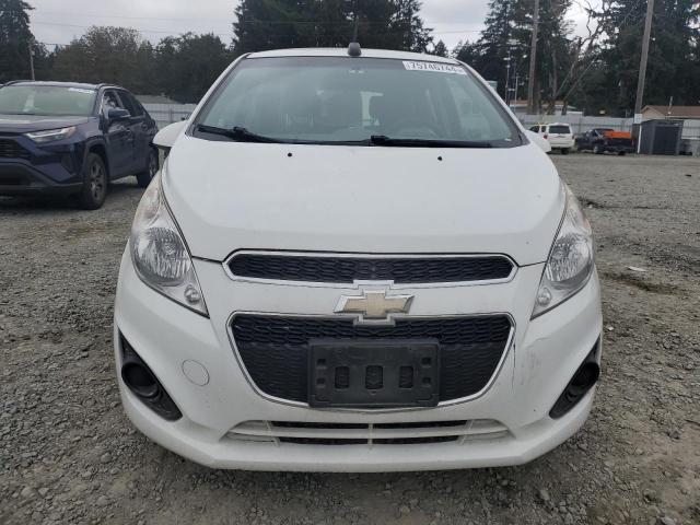  CHEVROLET SPARK 2015 Белы