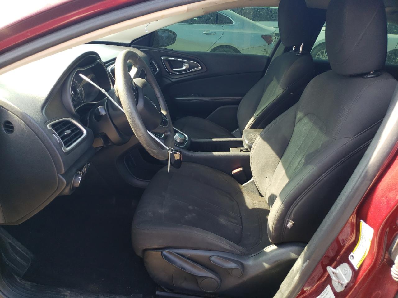 2015 Chrysler 200 - Image 7