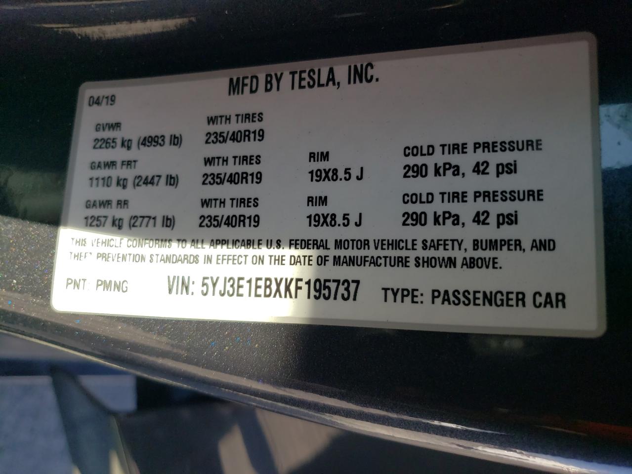 2019 Tesla Model 3 VIN: 5YJ3E1EBXKF195737 Lot: 77692344