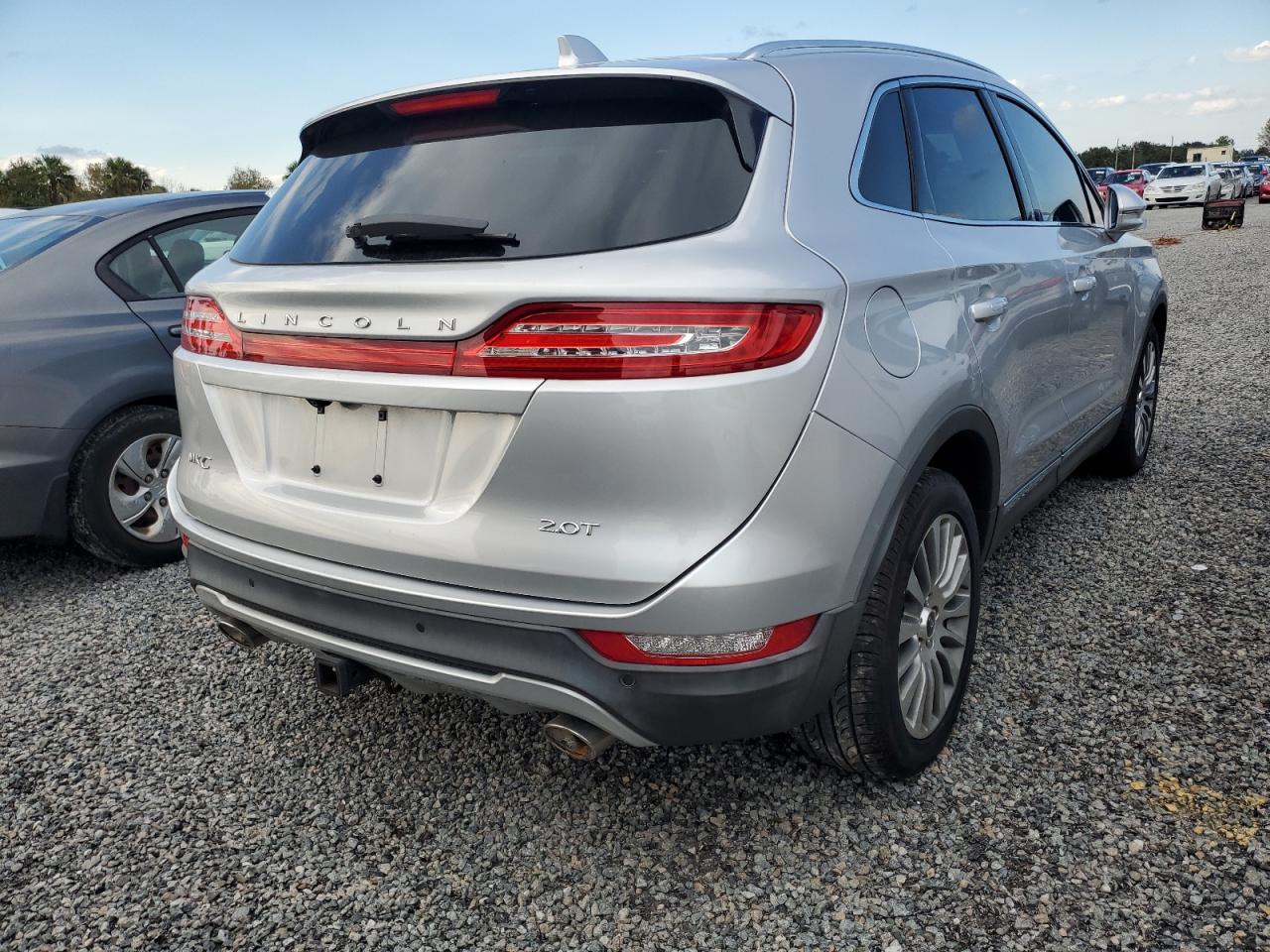 VIN 5LMCJ3C94JUL32080 2018 LINCOLN MKC no.3