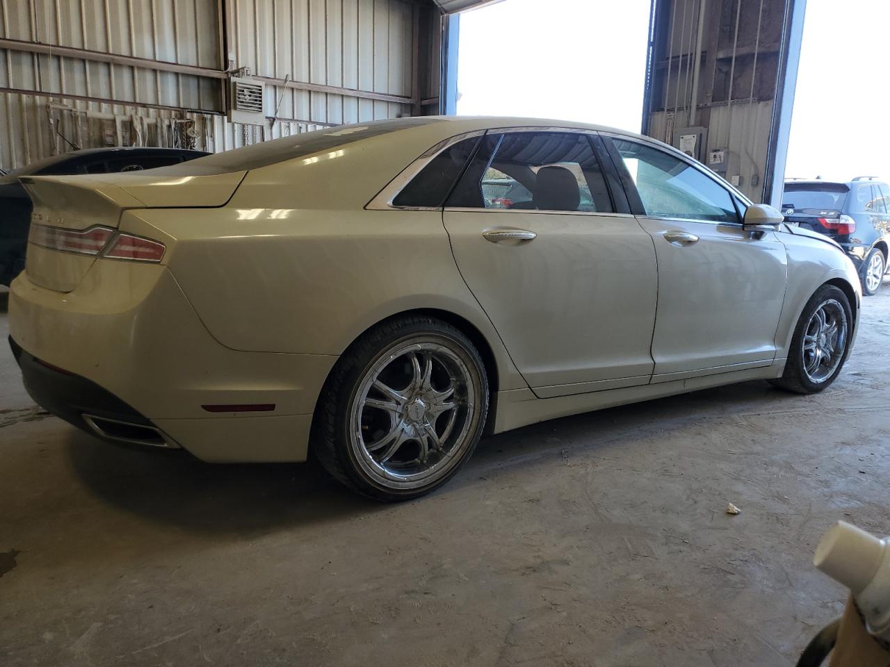 VIN 3LN6L2GK4FR618883 2015 LINCOLN MKZ no.3