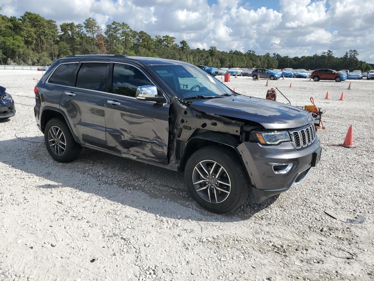 2019 Jeep Grand Cherokee - Image 4