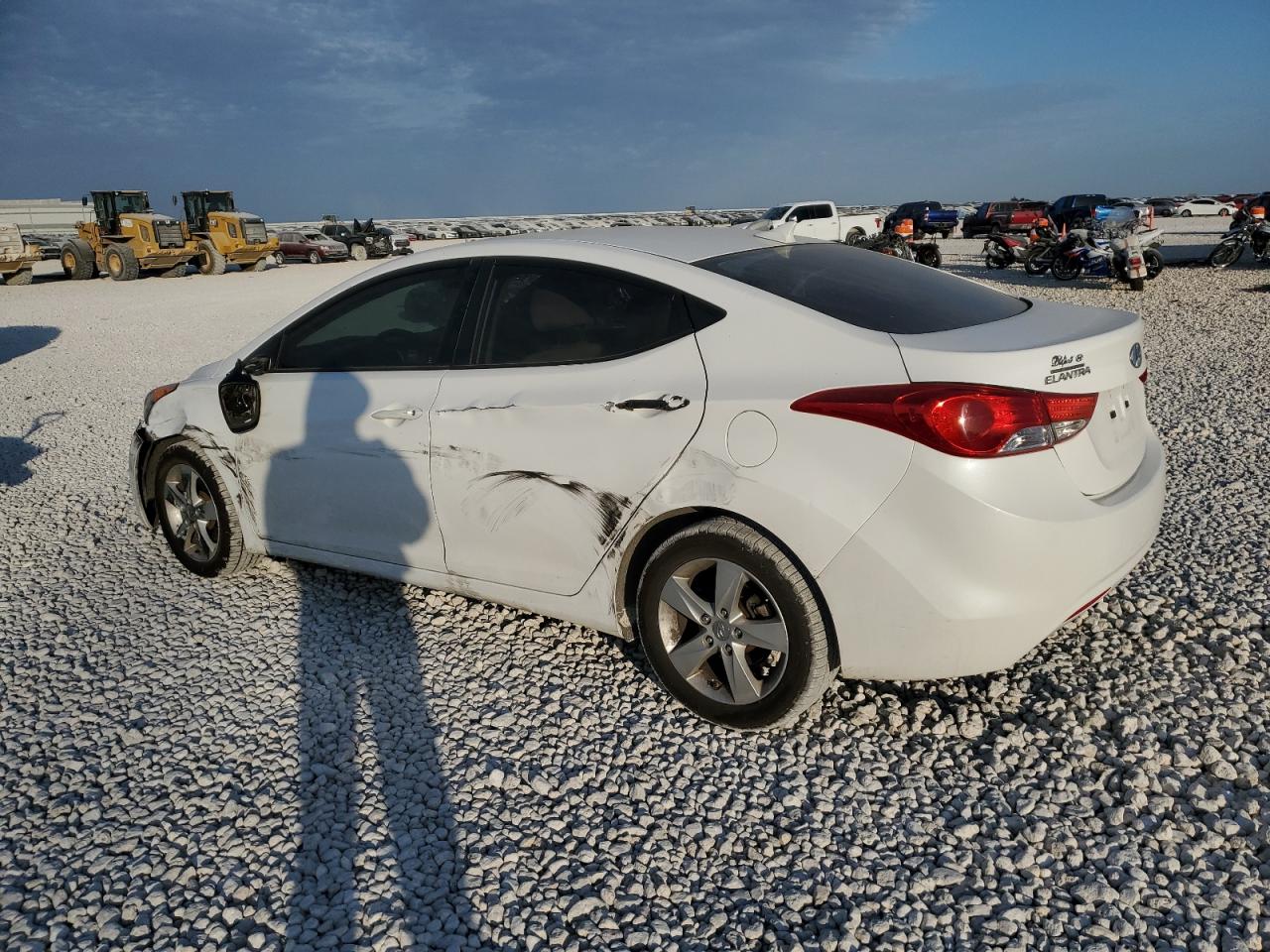 VIN 5NPDH4AE5DH204104 2013 HYUNDAI ELANTRA no.2