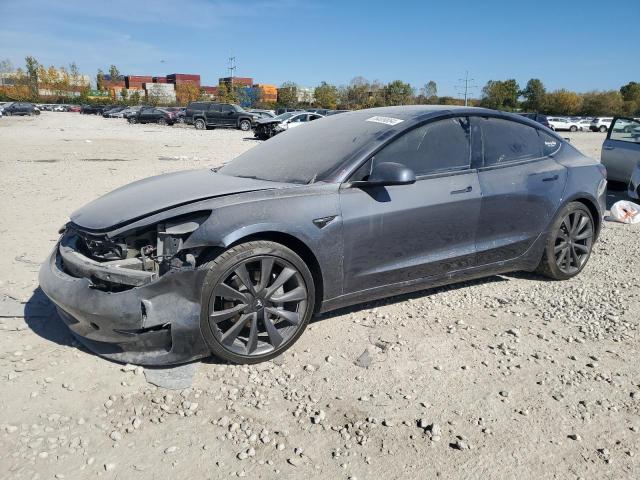  TESLA MODEL 3 2023 Серый