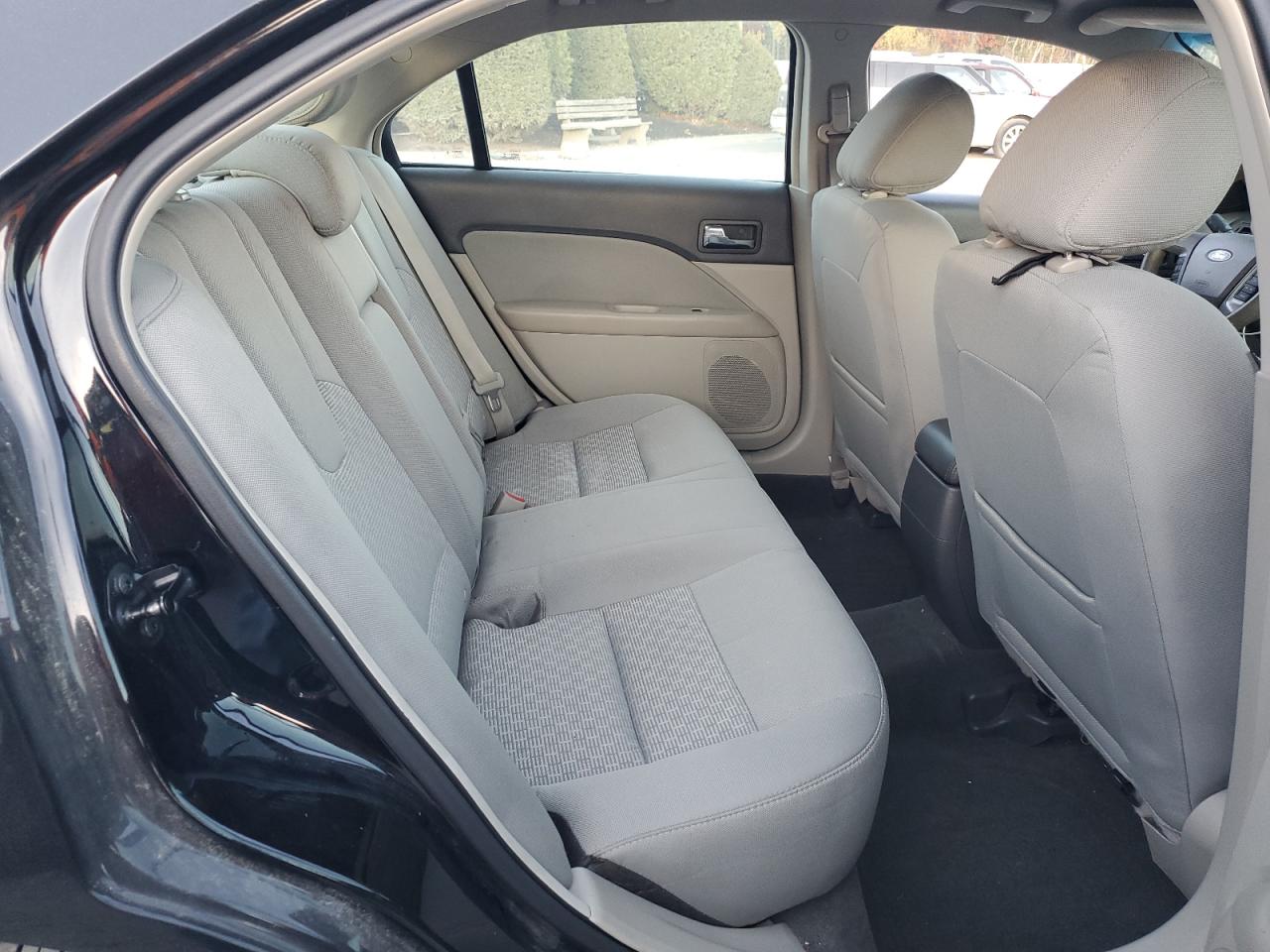 2012 Ford Fusion - Image 10