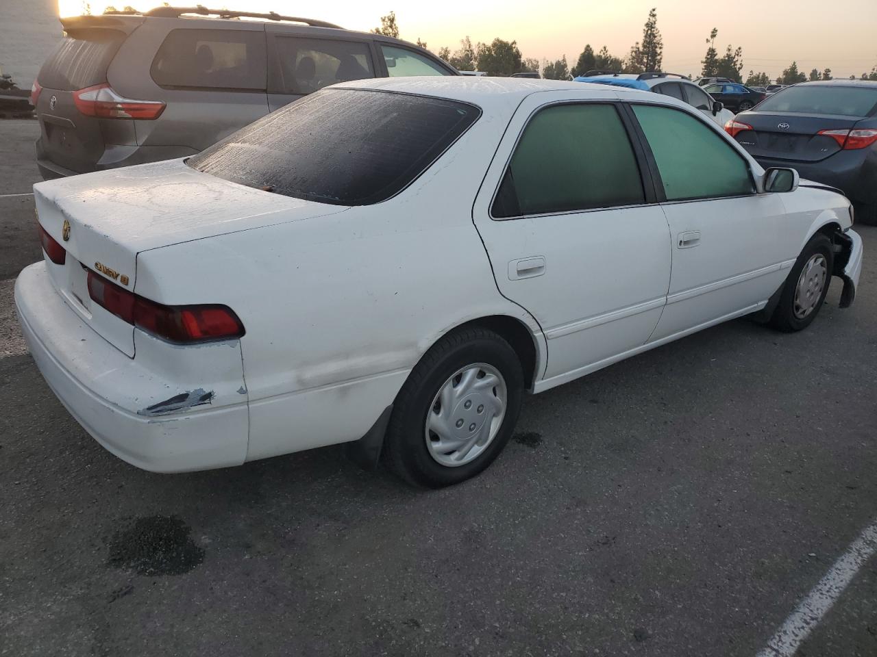 1999 Toyota Camry - Image 3