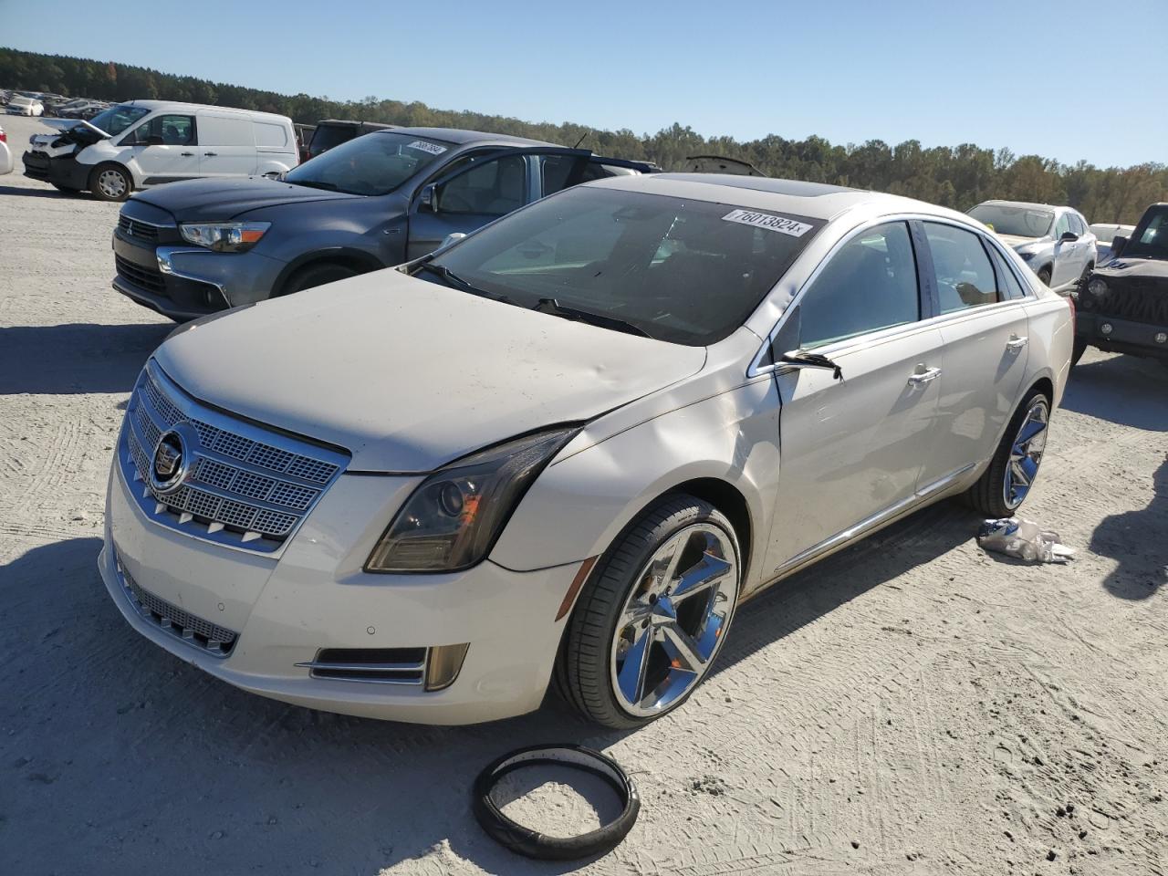 2013 Cadillac XTS - Image 1