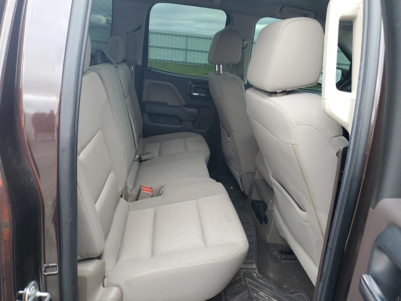 2016 Chevrolet Silverado - Image 10
