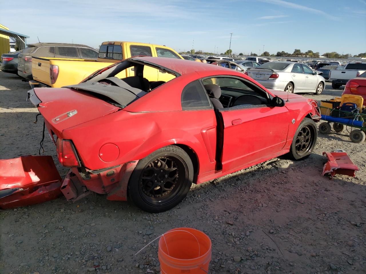 2004 Ford Mustang - Image 3