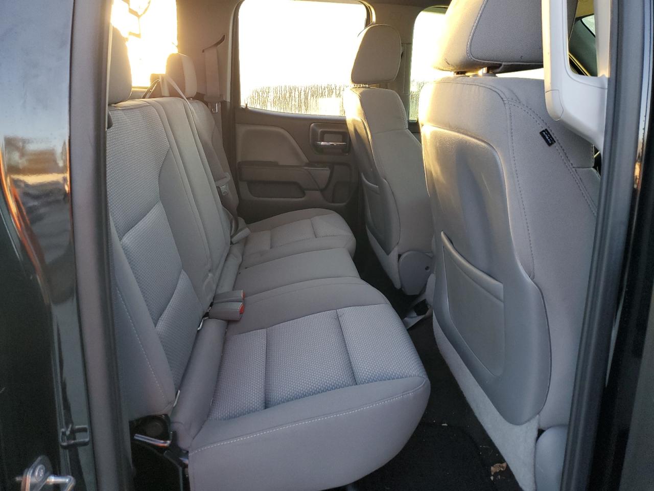 2015 Chevrolet Silverado - Image 10