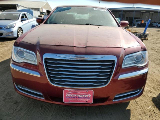 Седани CHRYSLER 300 2014 Червоний