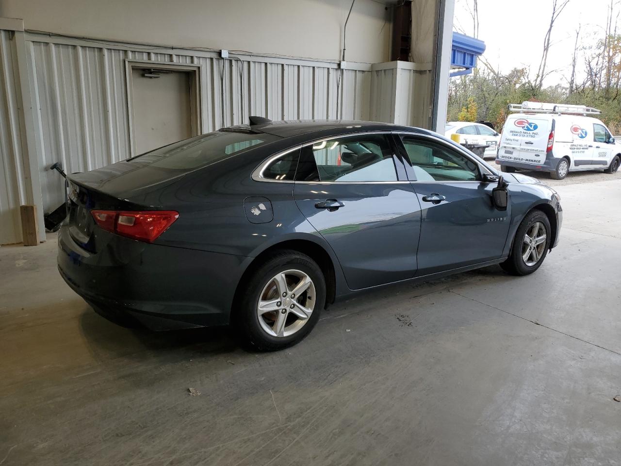2019 Chevrolet Malibu - Image 3