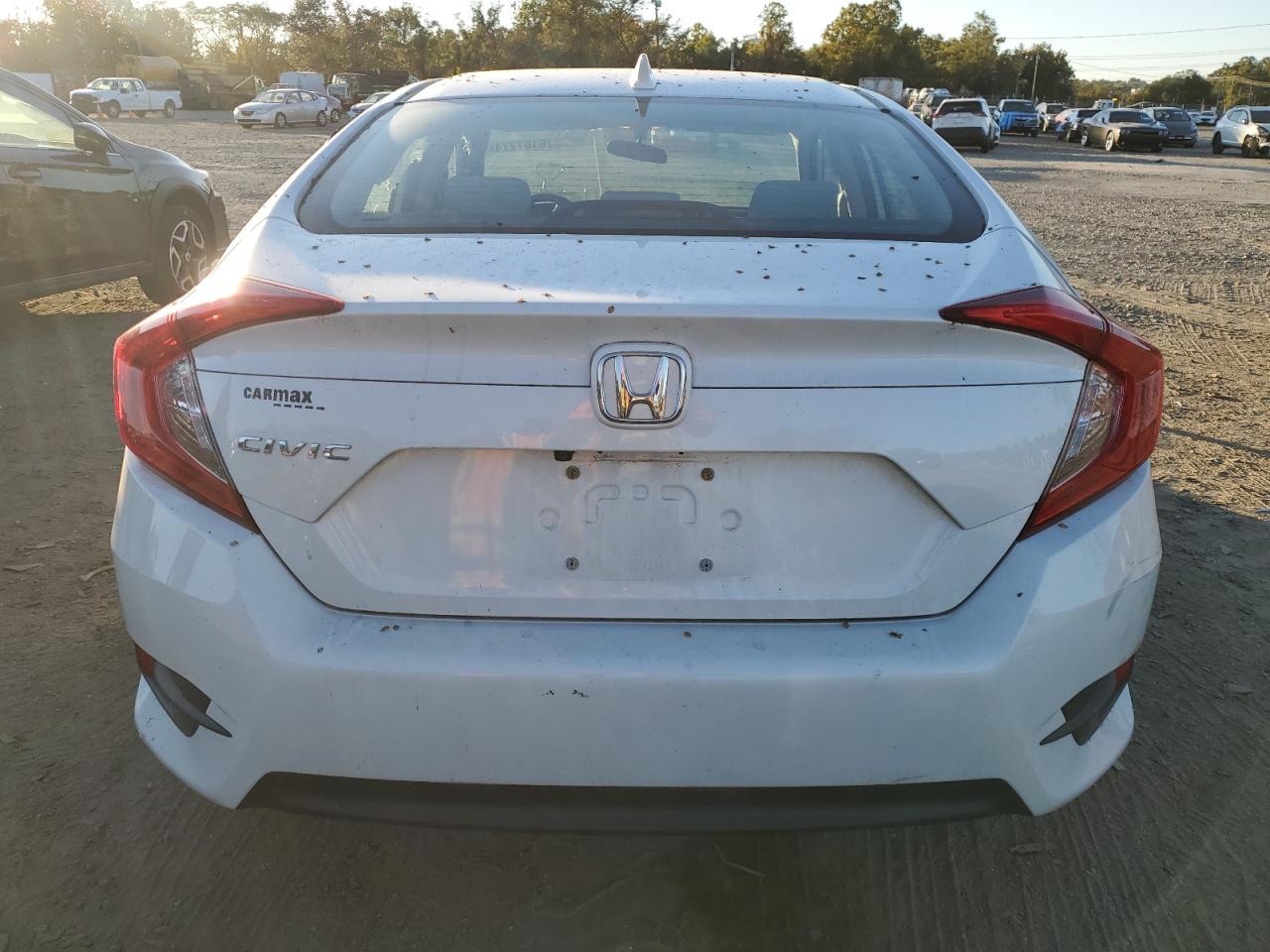 2HGFC2F79JH575780 2018 Honda Civic Ex