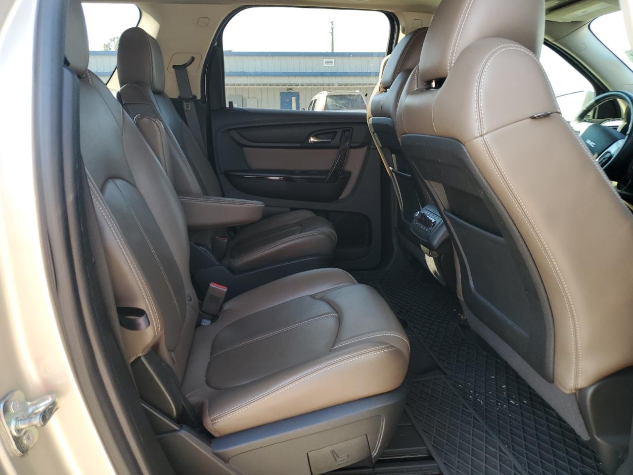 2016 GMC Acadia - Image 11