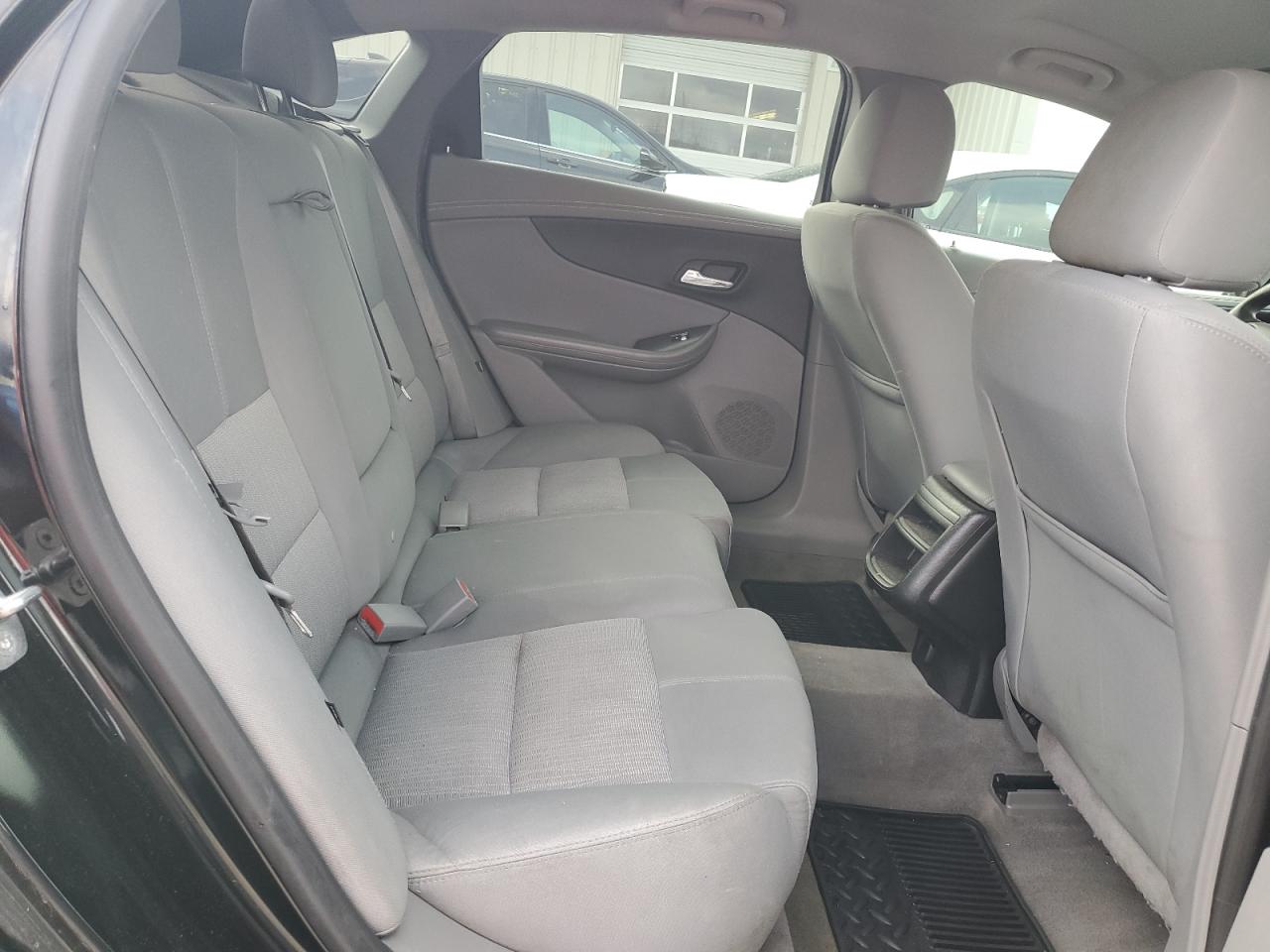 2015 Chevrolet Impala - Image 10