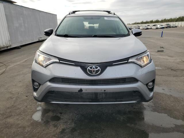 Parquets TOYOTA RAV4 2016 Srebrny